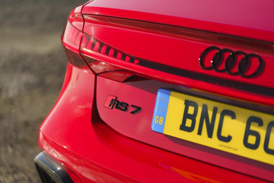 Детали экстерьера Audi RS7 Sportback 2020 года  (UK) (фото 14 из 118)